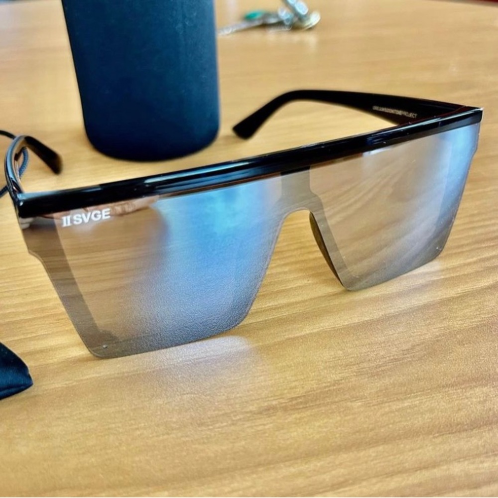 Twosvge (llsvge) sunglasses